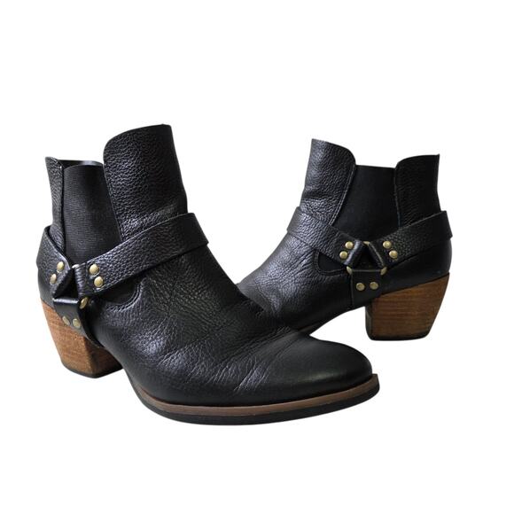 Korks Shoes - Korks Cyanna Black Pebbled Leather Boot Womens SZ 8.5 Harness Western Boho